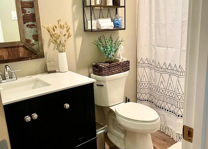 Holiday home Cozy 2br Updated In The Pines,