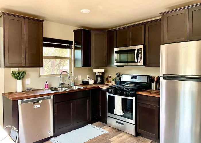 Holiday home Cozy 2br Updated In The Pines,